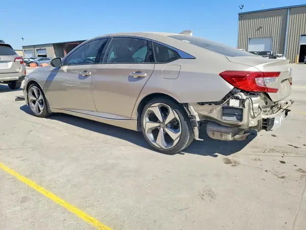 1HGCV1F95JA021448 2018 HONDA ACCORD - Image 2