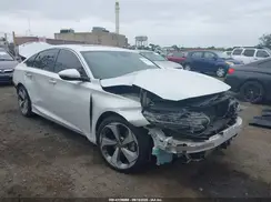 1HGCV1F95JA029730 2018 HONDA ACCORD