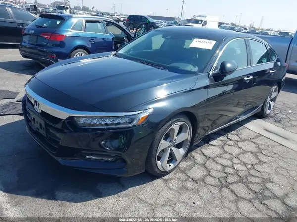 1HGCV1F95JA043210 2018 HONDA ACCORD - Image 2