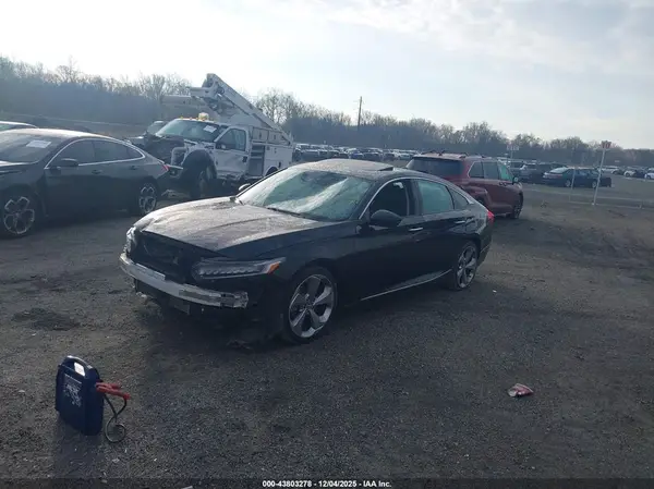 1HGCV1F95JA053848 2018 HONDA ACCORD - Image 2
