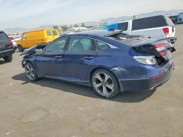 1HGCV1F95JA063540 2018 HONDA ACCORD - Image 2