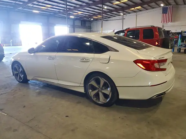 1HGCV1F95JA064087 2018 HONDA ACCORD - Image 2