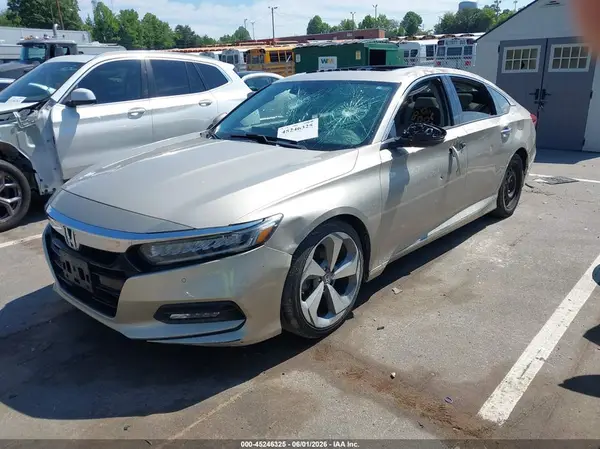 1HGCV1F95JA077972 2018 HONDA ACCORD - Image 2