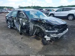 1HGCV1F95JA082718 2018 HONDA ACCORD