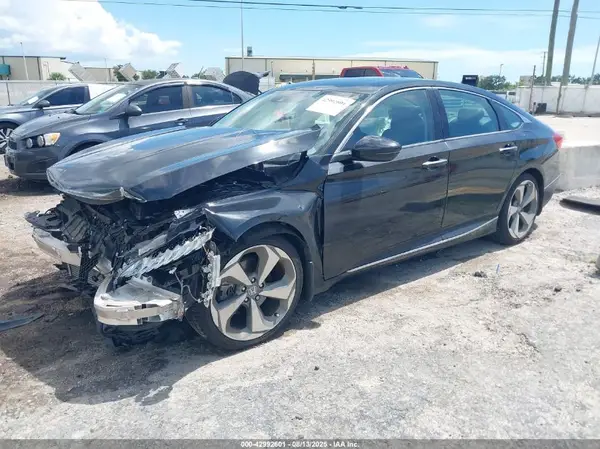 1HGCV1F95JA084713 2018 HONDA ACCORD - Image 2