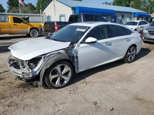 1HGCV1F95JA105009 2018 HONDA ACCORD - Image 1