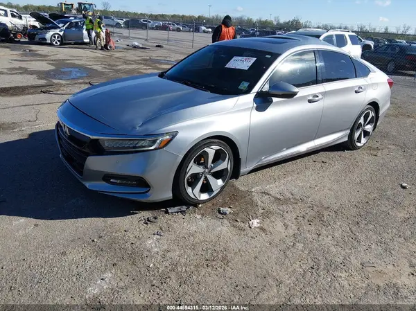 1HGCV1F95JA142075 2018 HONDA ACCORD - Image 2