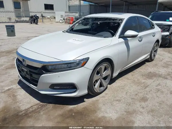 1HGCV1F95JA144103 2018 HONDA ACCORD - Image 2