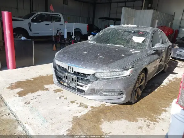 1HGCV1F95JA154811 2018 HONDA ACCORD - Image 2