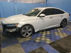 1HGCV1F95JA165372 2018 HONDA ACCORD