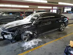 1HGCV1F95JA213629 2018 HONDA ACCORD