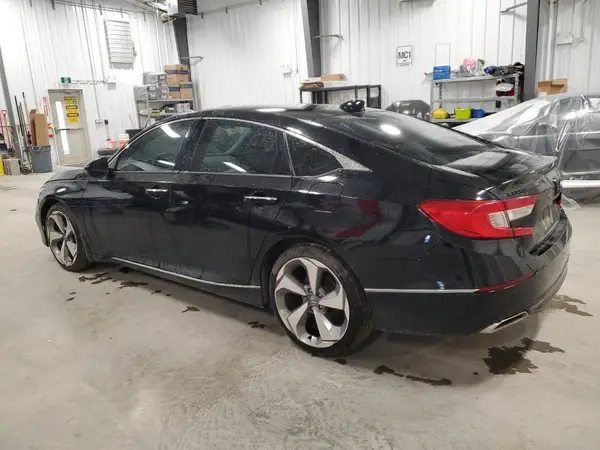 1HGCV1F95JA802065 2018 HONDA ACCORD - Image 2