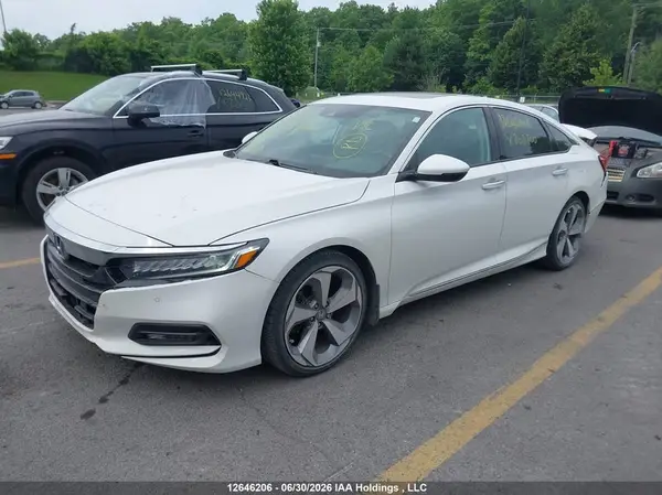 1HGCV1F95JA802700 2018 HONDA ACCORD - Image 2