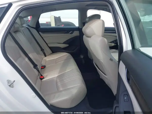 1HGCV1F96JA007798 2018 HONDA ACCORD - Image 8