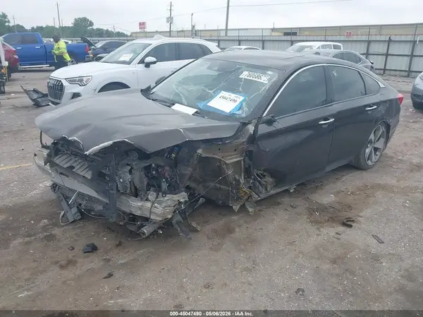 1HGCV1F96JA030482 2018 HONDA ACCORD - Image 2