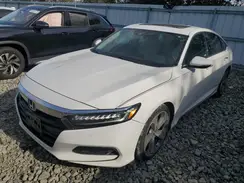 1HGCV1F96JA043779 2018 HONDA ACCORD