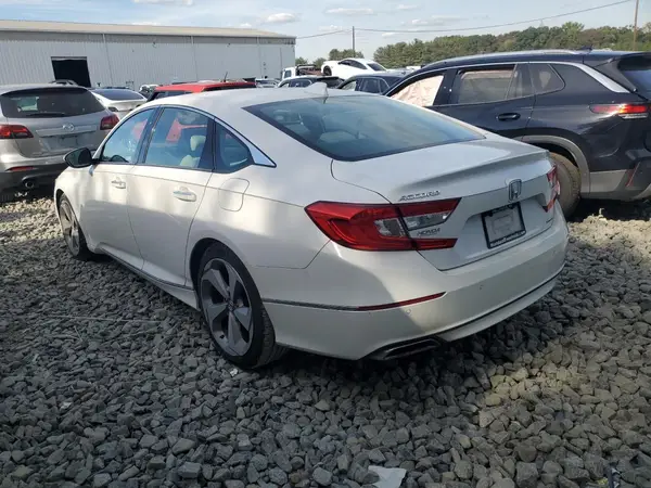 1HGCV1F96JA043779 2018 HONDA ACCORD - Image 2