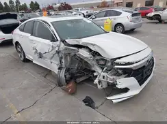 1HGCV1F96JA057942 2018 HONDA ACCORD