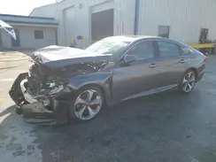 1HGCV1F96JA060341 2018 HONDA ACCORD