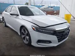 1HGCV1F96JA068391 2018 HONDA ACCORD