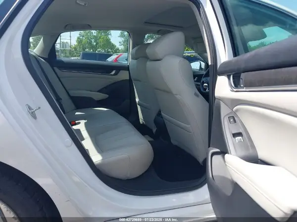 1HGCV1F96JA075356 2018 HONDA ACCORD - Image 8