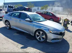 1HGCV1F96JA086180 2018 HONDA ACCORD