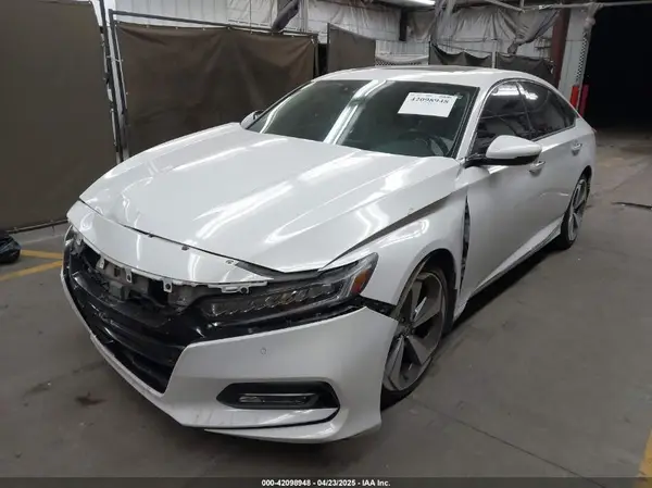 1HGCV1F96JA089256 2018 HONDA ACCORD - Image 2