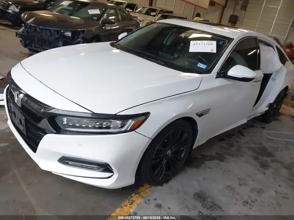1HGCV1F96JA107657 2018 HONDA ACCORD - Image 2