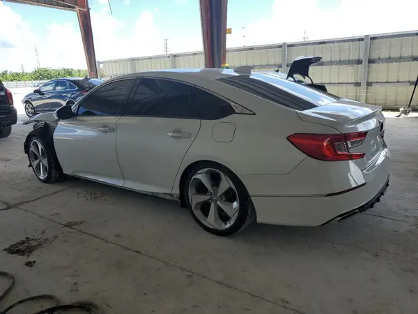 1HGCV1F96JA109537 2018 HONDA ACCORD - Image 2