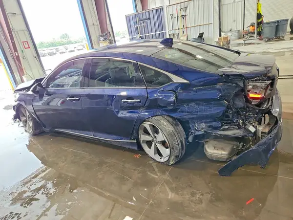 1HGCV1F96JA113636 2018 HONDA ACCORD - Image 2
