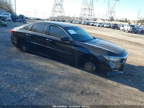 1HGCV1F96JA132946 2018 HONDA ACCORD - Image 1