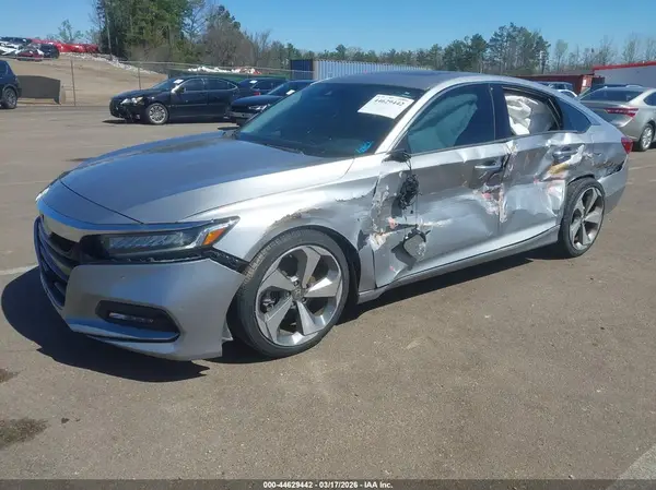 1HGCV1F96JA152002 2018 HONDA ACCORD - Image 2