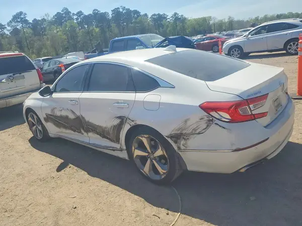 1HGCV1F96JA189082 2018 HONDA ACCORD - Image 2