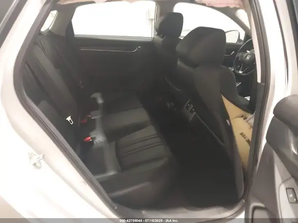 1HGCV1F96JA195853 2018 HONDA ACCORD - Image 8