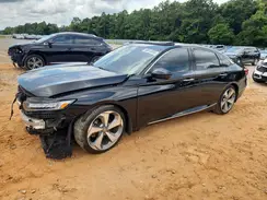 1HGCV1F96JA208374 2018 HONDA ACCORD