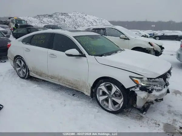 1HGCV1F96JA800857 2018 HONDA ACCORD - Image 1
