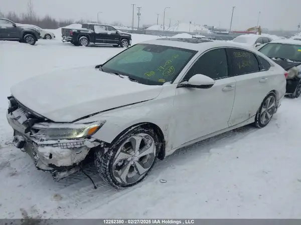 1HGCV1F96JA800857 2018 HONDA ACCORD - Image 2