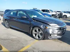 1HGCV1F97JA002562 2018 HONDA ACCORD