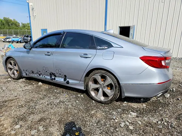 1HGCV1F97JA005784 2018 HONDA ACCORD - Image 2