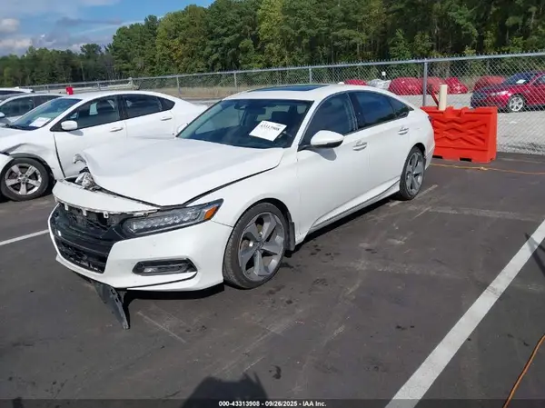 1HGCV1F97JA013626 2018 HONDA ACCORD - Image 2