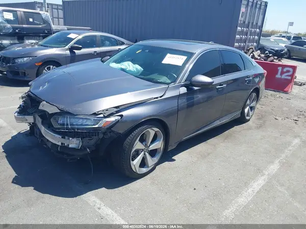 1HGCV1F97JA016817 2018 HONDA ACCORD - Image 2