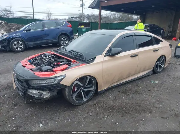 1HGCV1F97JA027767 2018 HONDA ACCORD - Image 2