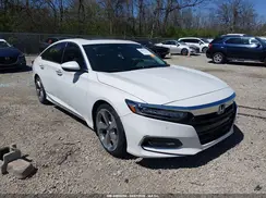 1HGCV1F97JA045704 2018 HONDA ACCORD