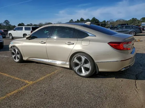 1HGCV1F97JA059022 2018 HONDA ACCORD - Image 2
