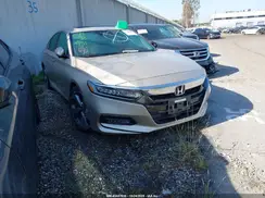 1HGCV1F97JA059232 2018 HONDA ACCORD