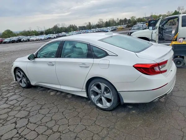 1HGCV1F97JA062955 2018 HONDA ACCORD - Image 2
