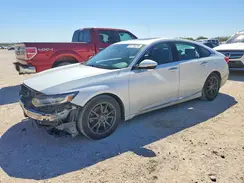 1HGCV1F97JA065239 2018 HONDA ACCORD