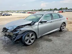 1HGCV1F97JA065869 2018 HONDA ACCORD