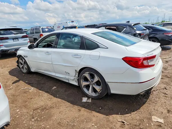 1HGCV1F97JA066360 2018 HONDA ACCORD - Image 2