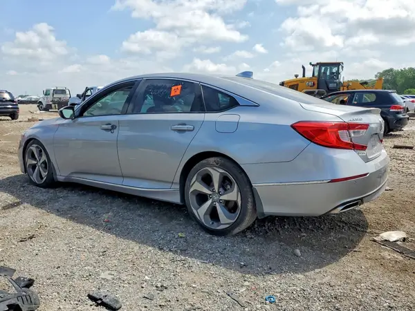 1HGCV1F97JA069436 2018 HONDA ACCORD - Image 2